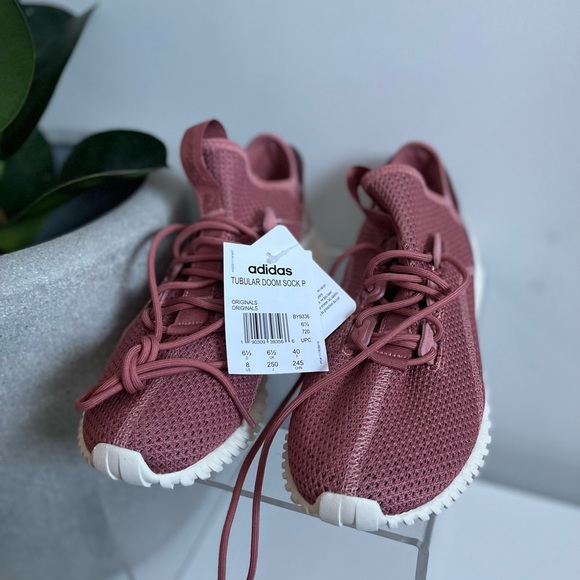 New! NWT Adidas Tubular doom sock primeknit shoes Size 8 US UK 6.5 - Picture 4 of 5